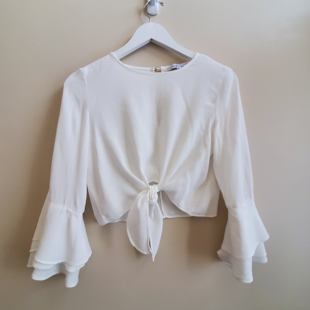 Harper and Me White blouse with tie front with ruffle cuff, small size